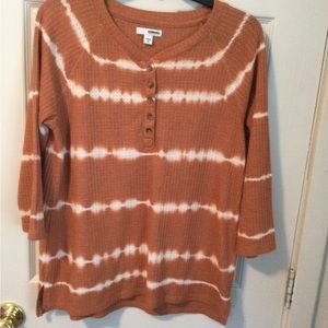 Henley top with3/4 sleeves